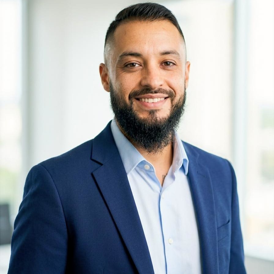 Flavio Valdez, Procurement Operations Leader